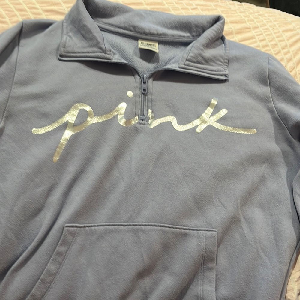 PINK Victoria’s Secret crew neck half zip- Medium